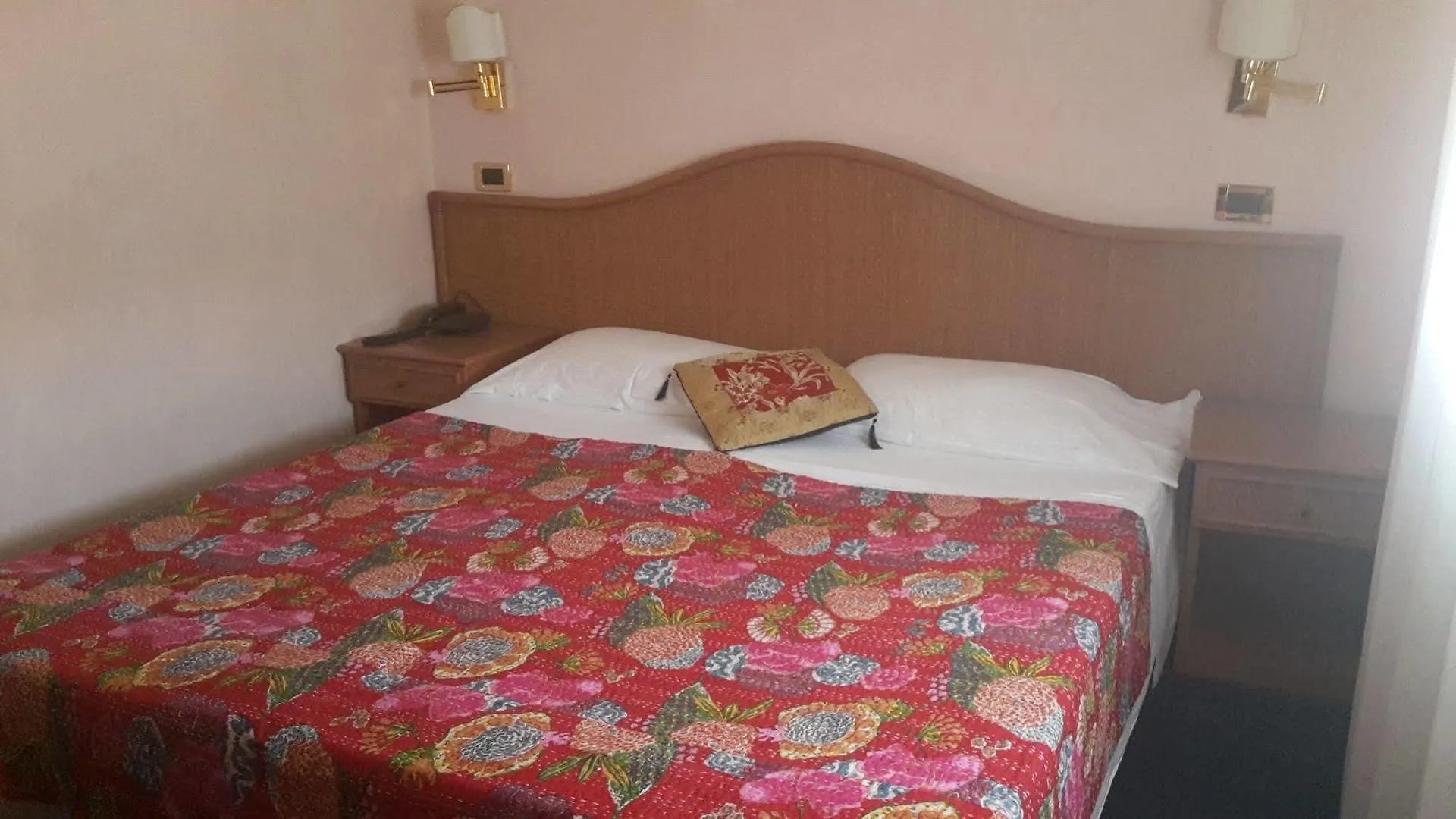 Hotel Villa Tiziana Lido di Venezia 3*,  Italy